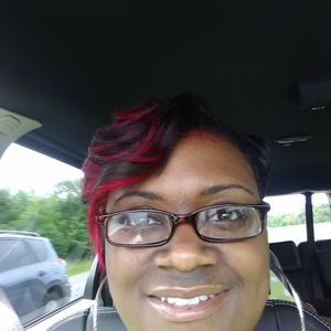 Meet your Posher, Lakia